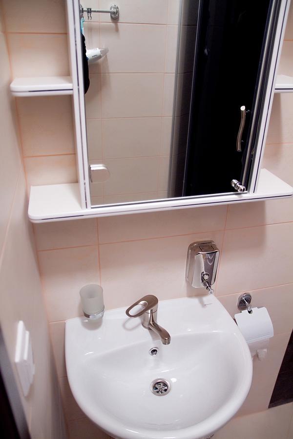Slavyanskaya Hata Hotel バラーナヴィチ エクステリア 写真